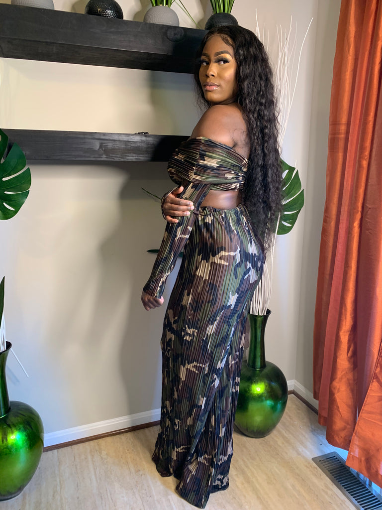 CHAMELEON | Camo Pleated Set